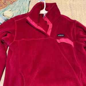 Woman’s Patagonia pullover